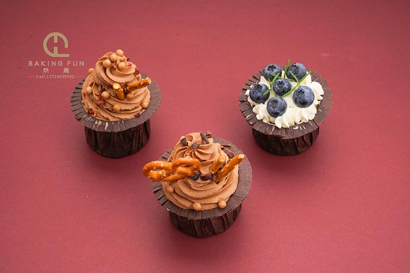 新手學做蛋糕|巧克力紙杯蛋糕的做法
