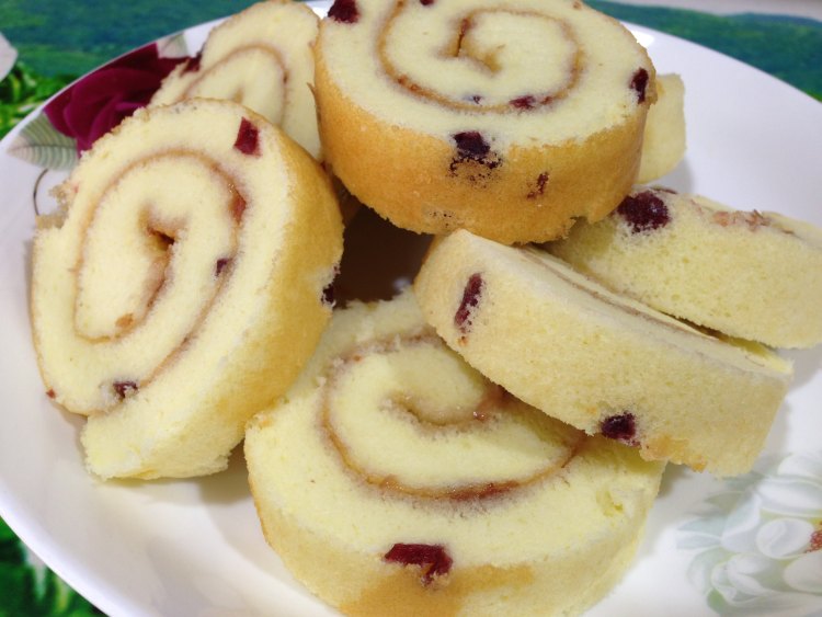 蔓越莓蛋糕卷的做法